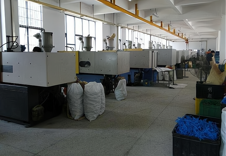 塑料厂需要投资多少钱呢_塑料制品加工厂需要投资多少,以下信息要了解